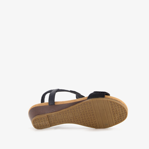 Dames sandalen met sleehak zwart