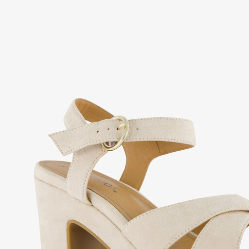 Dames sandalen met hak beige