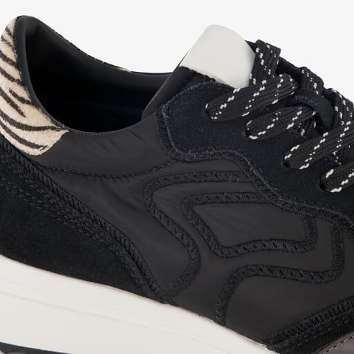 Suede dames sneakers met zebraprint details zwart