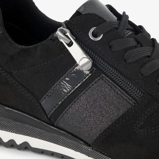 Dames sneakers met lak zwart