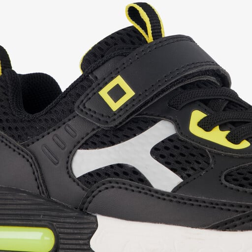 Jongens sneakers met airzool zwart geel