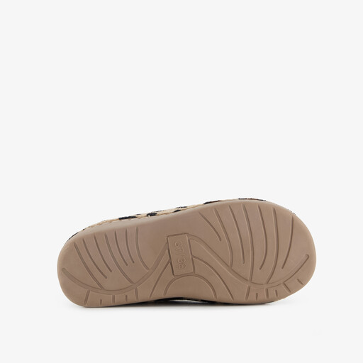 Dames pantoffels met panterprint en een smiley bruin