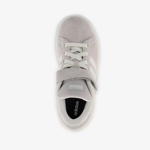 Grand Court 00s suede kinder sneakers grijs