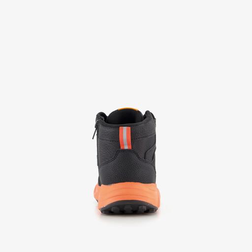 Hoge jongens sneakers zwart oranje