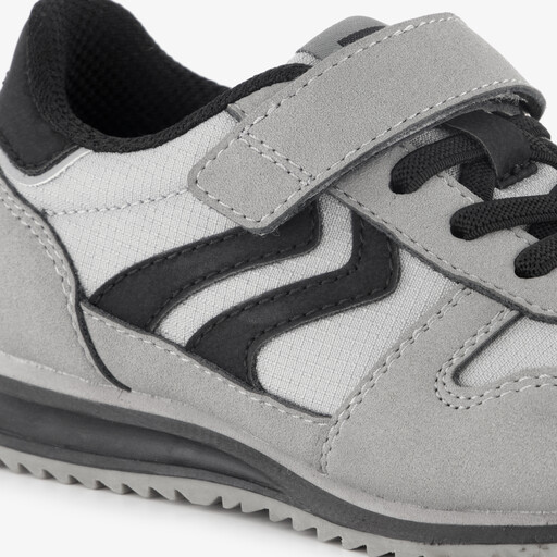 Jongens sneakers grijs zwart