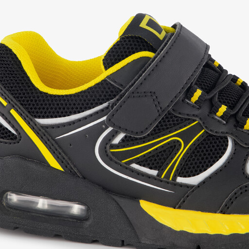 Jongens sneakers met airzool zwart geel