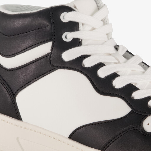 Hoge dames sneakers zwart wit