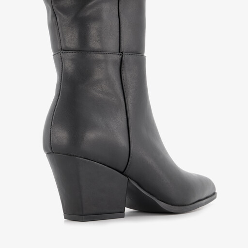 Hoge cowboylaarzen met hak zwart