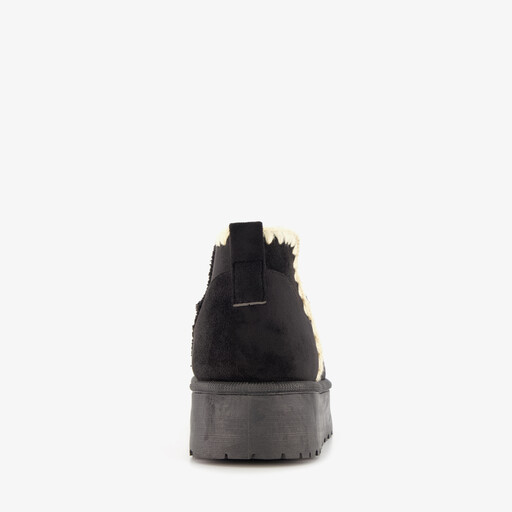 Lage gevoerde dames boots zwart