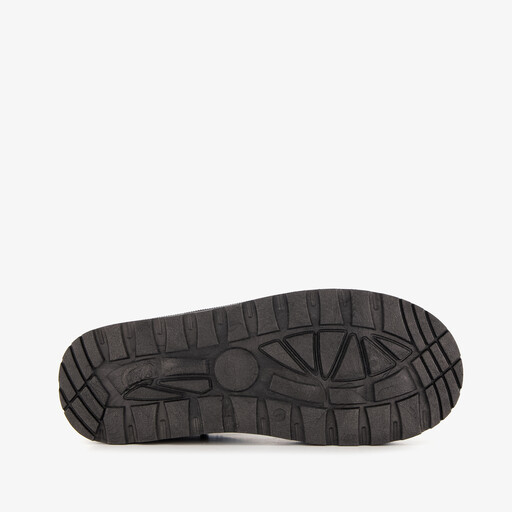 Lage gevoerde dames boots zwart