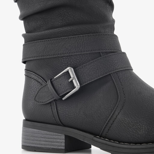 Gevoerde dames enkellaarsjes met gesp zwart