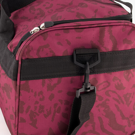 Sporttas met panterprint 26 liter bordeauxrood