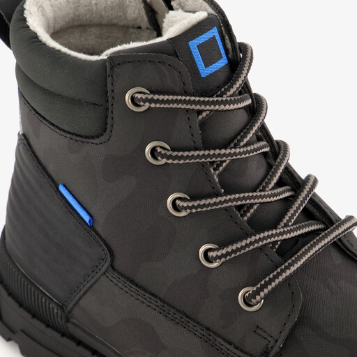 Jongens veterboots met camouflage zwart
