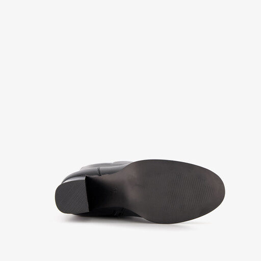 Hoge dames laarzen met hak zwart