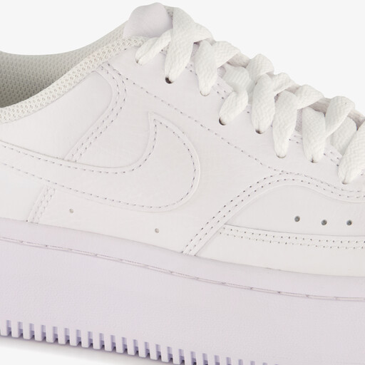 Court Vision Alta leren dames sneakers wit