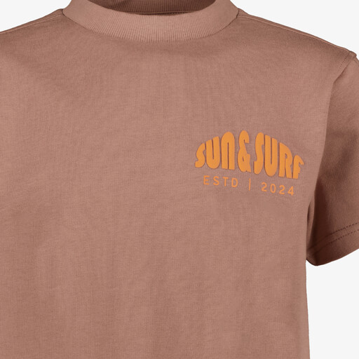 Jongens T-shirt met backprint bruin