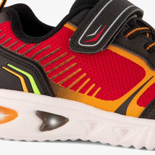 Jongens sneakers met lichtjes rood zwart