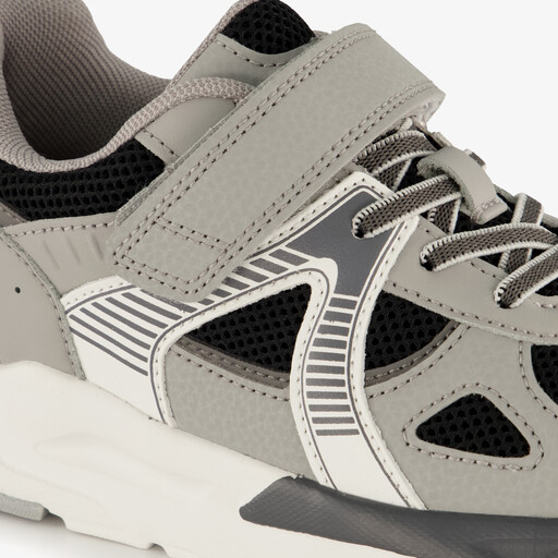 Jongens sneakers grijs zwart
