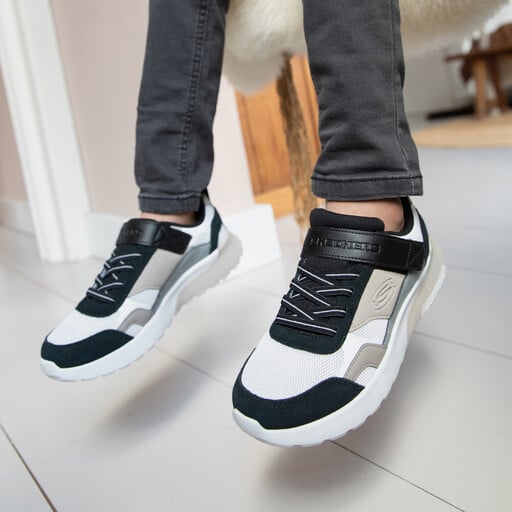 Boys SKX-225 jongens sneakers zwart beige