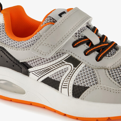 Jongens sneakers met airzool grijs oranje
