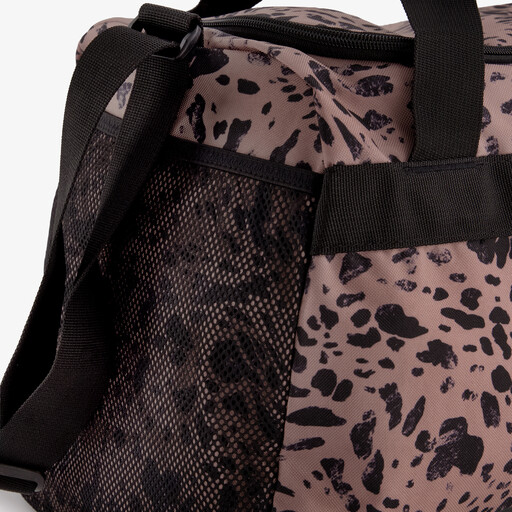 Challenger AOP Small sporttas met panterprint 35 liter