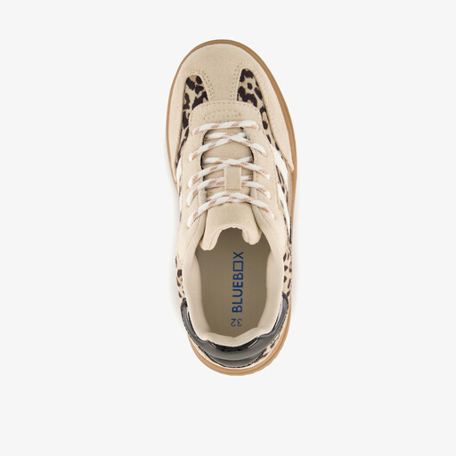Meisjes sneakers met panterprint beige bruin