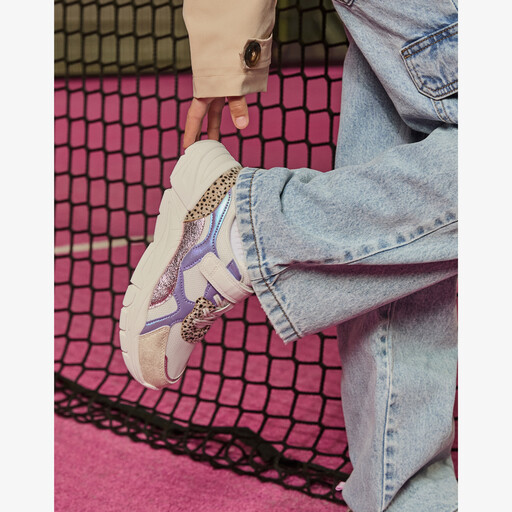 Meisjes sneakers met panterprint details pastel
