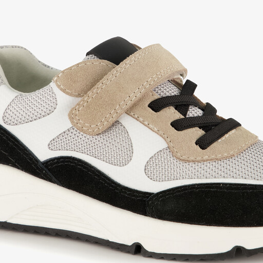 Suède jongens sneakers beige zwart