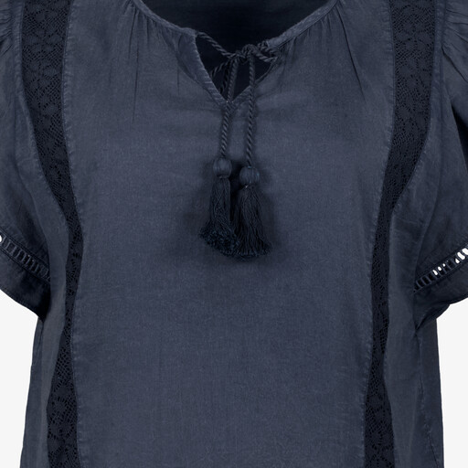 Dames blouse met korte mouwen en kwastjes