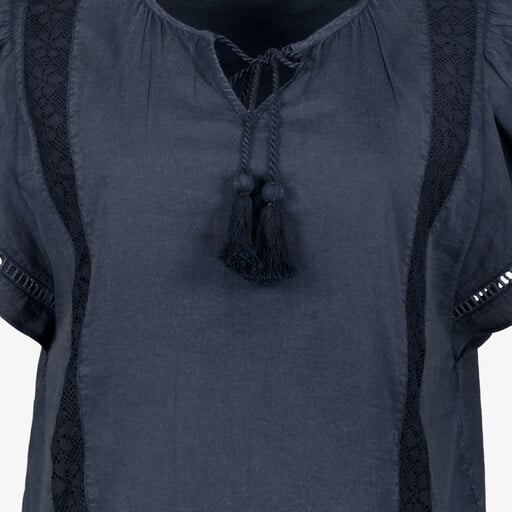 Dames blouse met korte mouwen en kwastjes