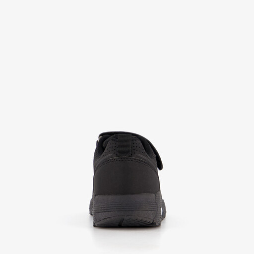 Jongens sneakers met airzool zwart