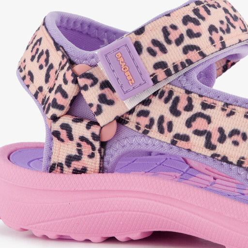 Meisjes sandalen met panterprint roze