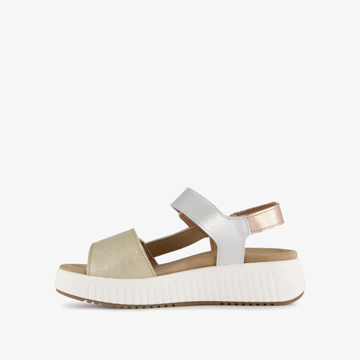 Leren dames sandalen met plateauzool goud