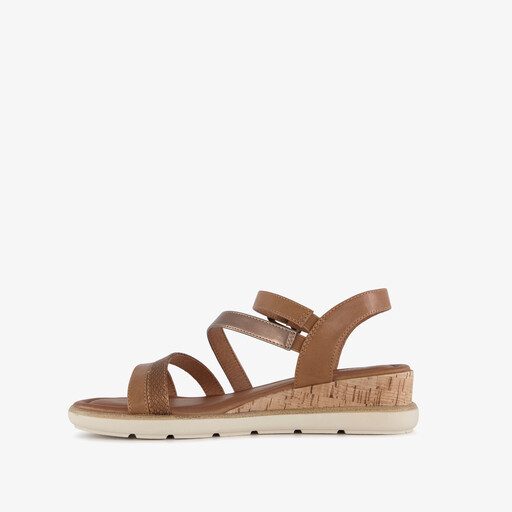 Dames sandalen met sleehak cognac