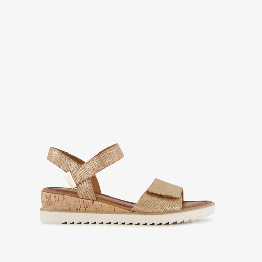Dames sandalen met sleehak goud