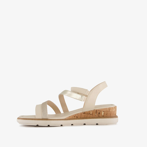 Dames sandalen met sleehak ivoor
