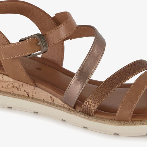 Dames sandalen met sleehak cognac