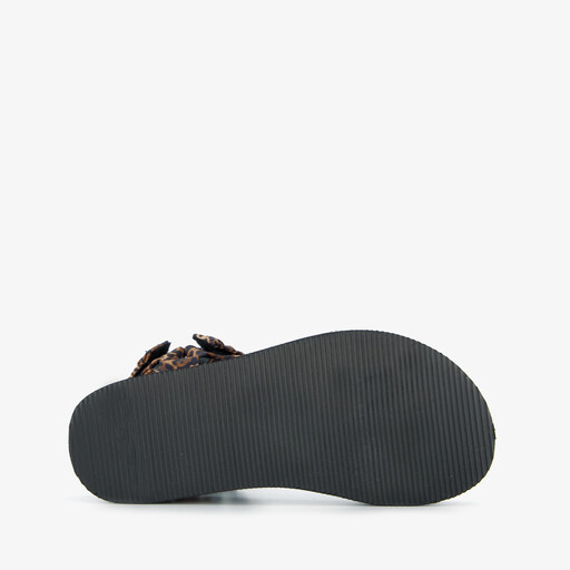 Dames sandalen met plateauzool en panterprint