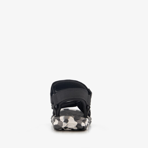 Jongens sandalen zwart met camouflage