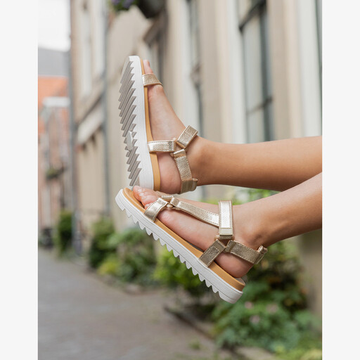 Meisjes sandalen goudkleurig