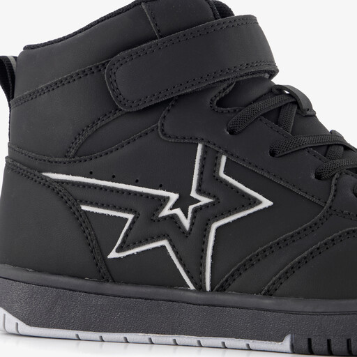 Hoge jongens sneakers met ster zwart