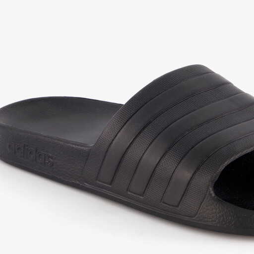 Adilette Aqua unisex badslippers zwart