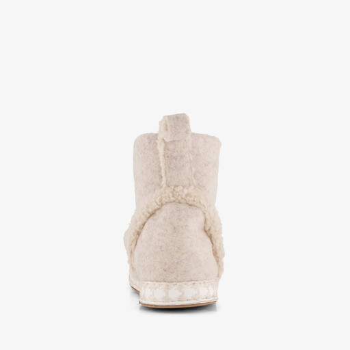 Hoge dames pantoffels met teddy voering beige