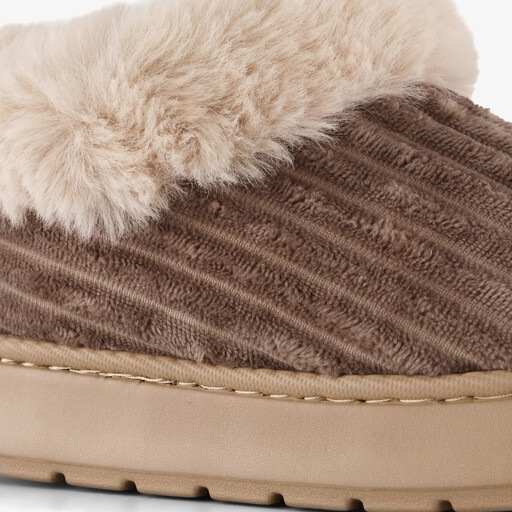 Dames pantoffels met imitatiebont bruin