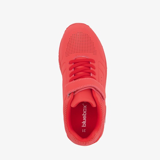 Jongens sneakers rood met airzool