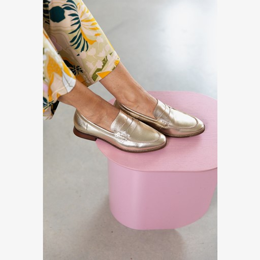 Leren dames loafers metallic goud