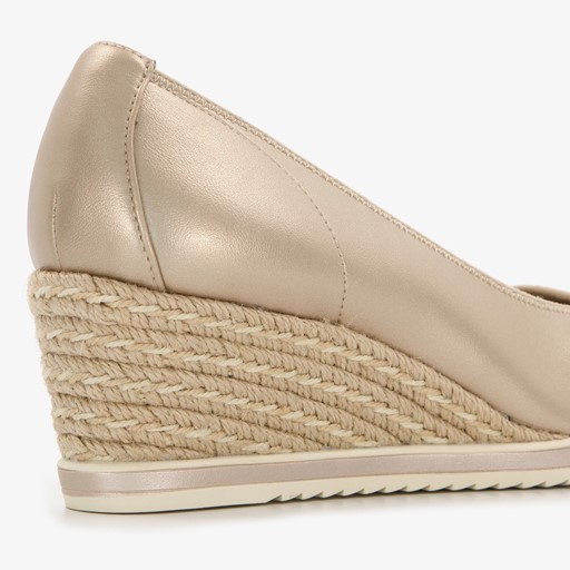 Dames pumps met sleehak goud