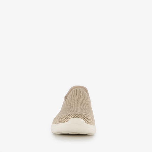 Slip-ins: Go Walk sneakers beige