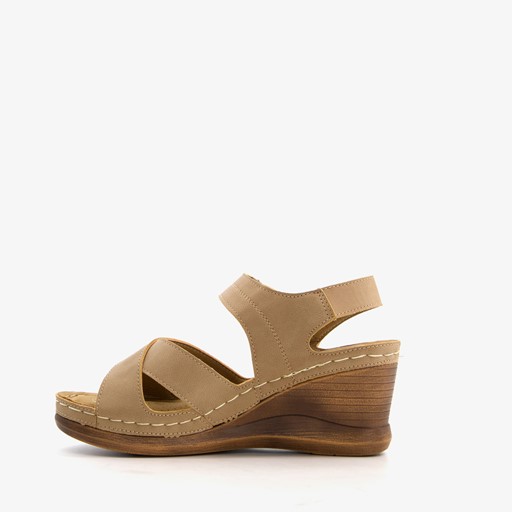 Dames sandalen met sleehak taupe