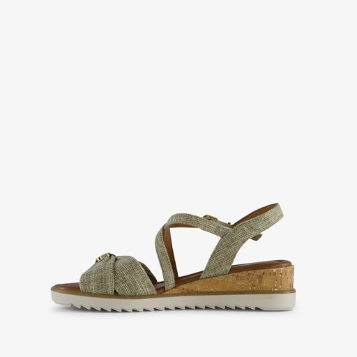 Dames sandalen met sleehak beige